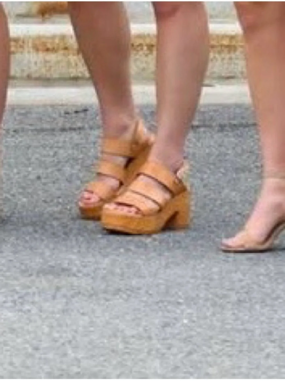N/A stylish tan